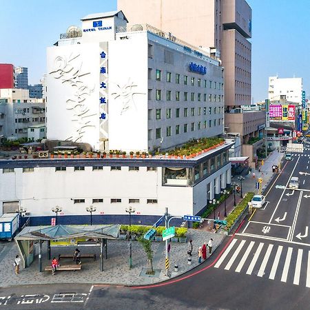 Hotel Tainan Exterior photo