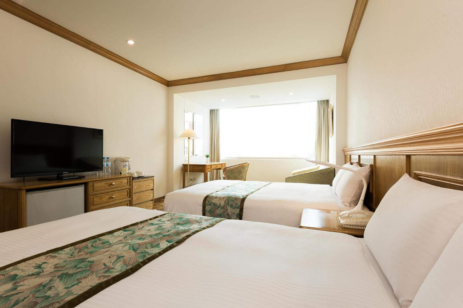 Hotel Tainan Exterior photo