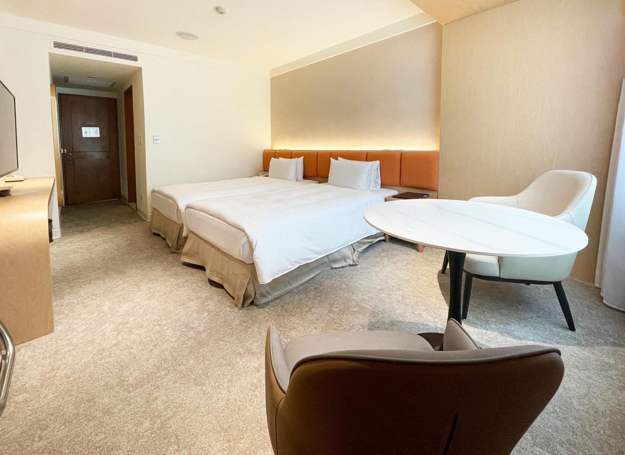 Hotel Tainan Exterior photo