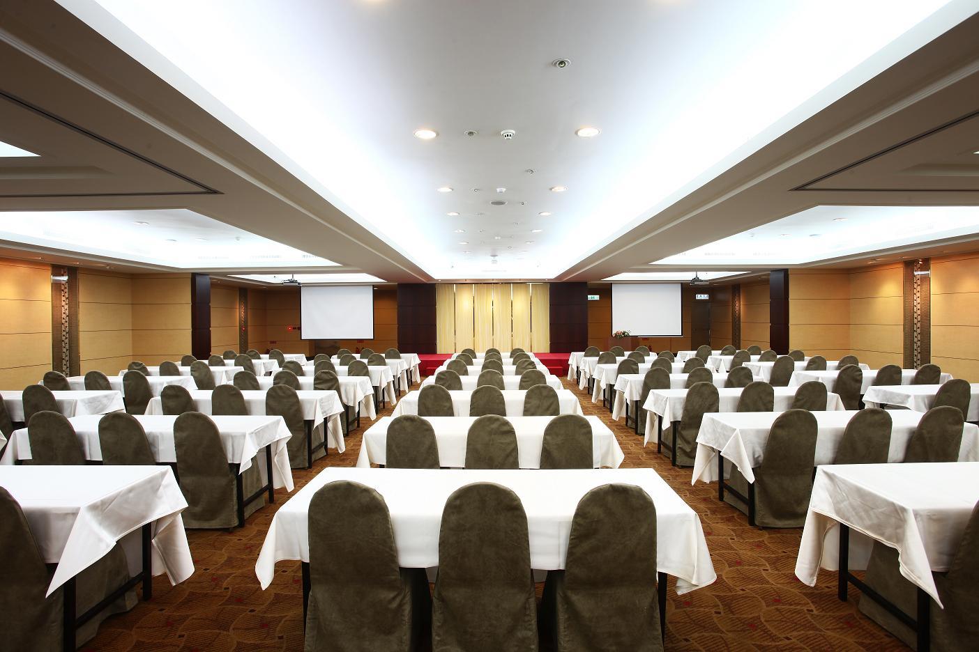 Hotel Tainan Exterior photo