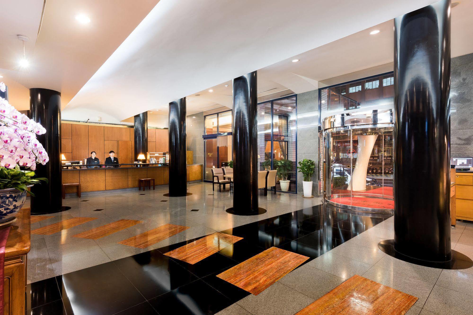 Hotel Tainan Exterior photo