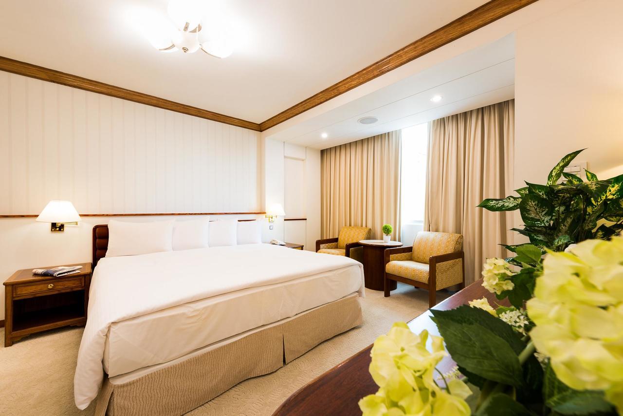 Hotel Tainan Exterior photo